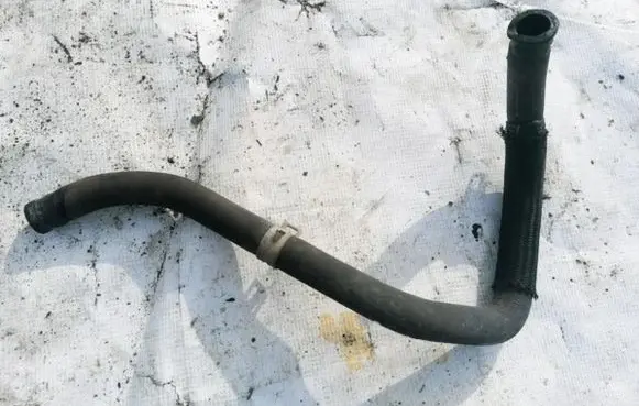 Toyota Avensis T250 Engine coolant pipe/hose