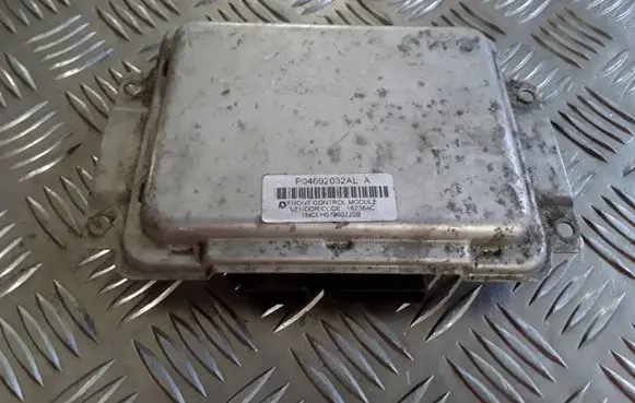 Chrysler 300 - 300C Engine control unit/module P04692032AL 07960220B