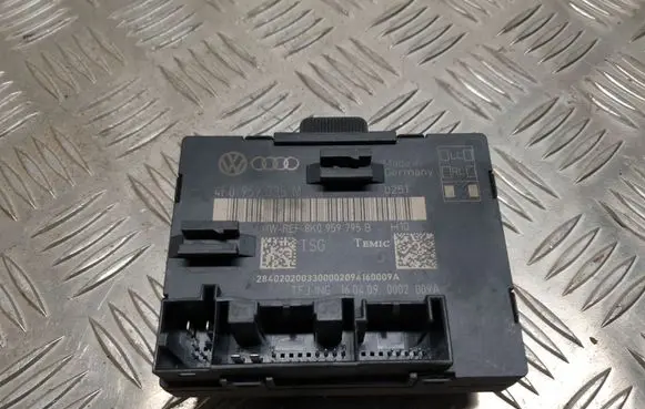 Audi Q5 SQ5 Door control unit/module 8K0959795B