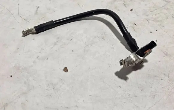 Audi A6 S6 C7 4G Negative earth cable (battery) 8T0915181