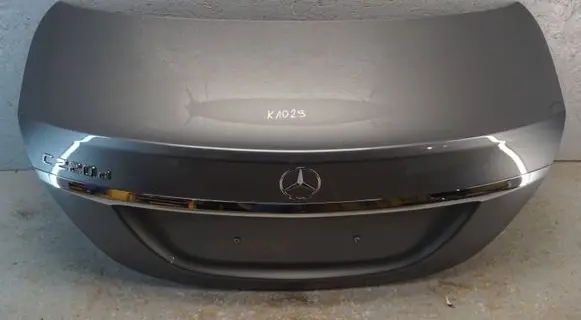 Mercedes-Benz C W205 Tailgate/trunk/boot lid