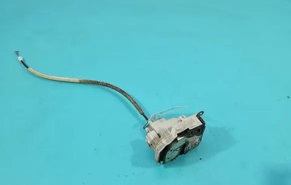 Front door lock