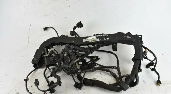 Mercedes-Benz C W205 Engine installation wiring loom a6510107510