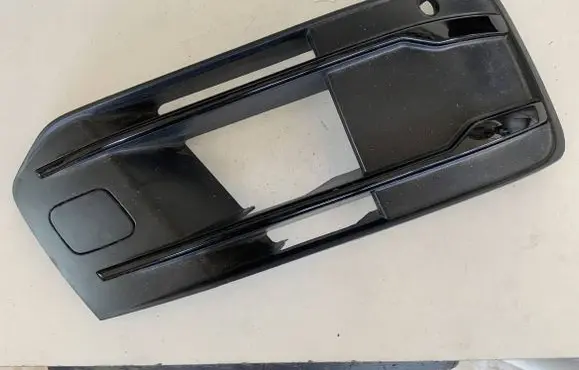 Audi Q7 4M Front bumper lower grill 4M0807682Q 4M0807682R 4M0807682T