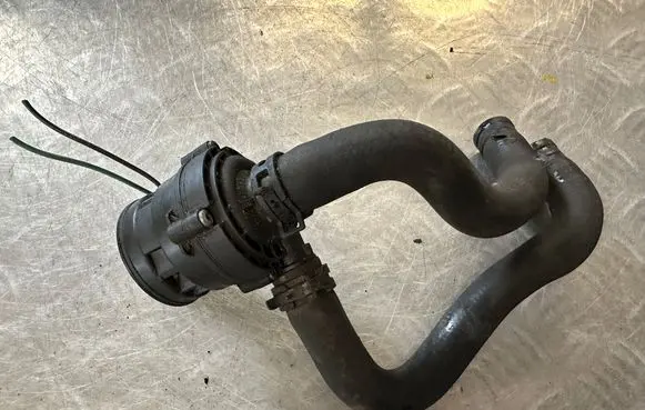 Nissan Qashqai Electric auxiliary coolant/water pump