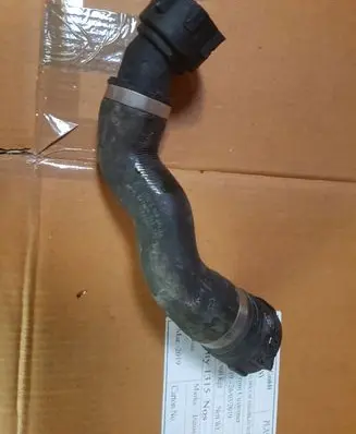 BMW 5 F10 F11 Engine coolant pipe/hose 8509274