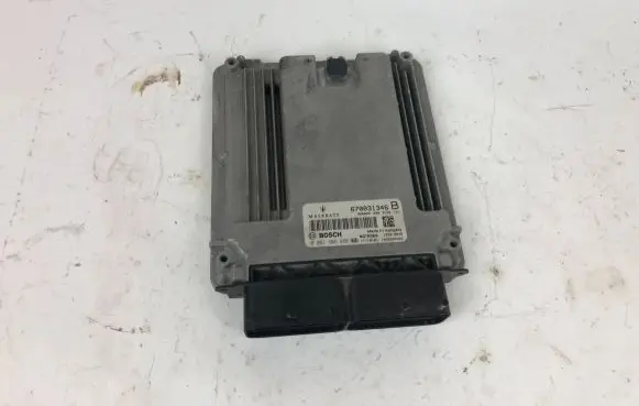 Maserati Ghibli Engine control unit/module 670031346B 1039S80282 0261S09896