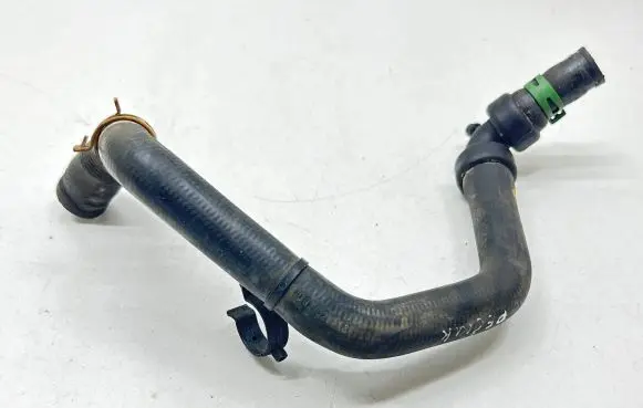 Renault Megane III Engine coolant pipe/hose