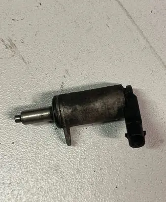 Audi A4 S4 B8 8K Camshaft vanos timing valve 06H103697A
