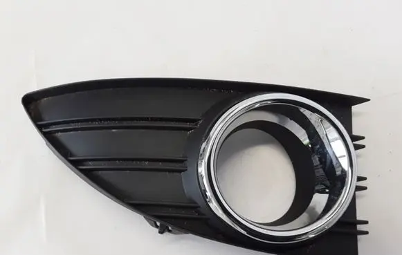 Renault Fluence Front fog light trim/grill 261A50002R