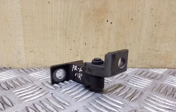 Audi A6 C7 Front door upper hinge 4G0831401A