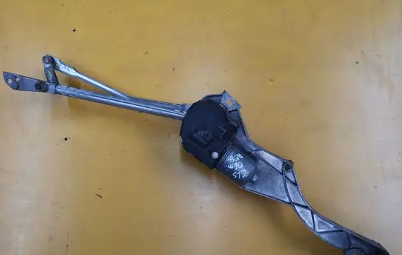 Mercedes-Benz CLS C219 Front wiper linkage and motor A2198200240 3397020791 1397220494