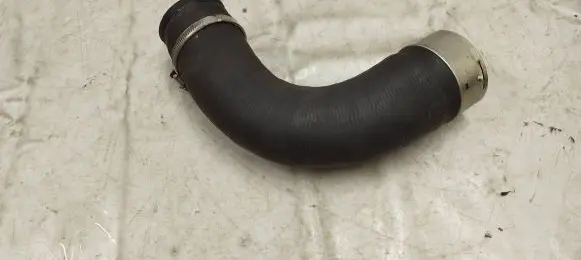 Volvo XC90 Intercooler hose/pipe 31370126