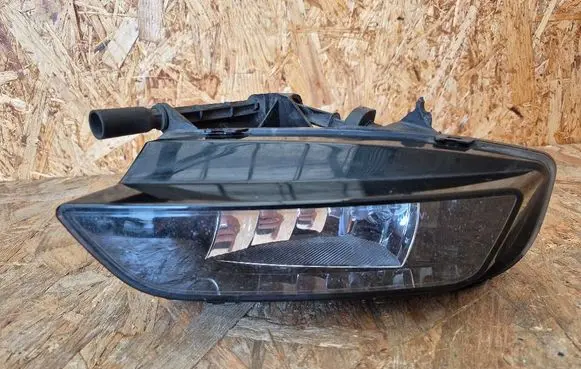 Audi A3 S3 8L Front fog light 8v0941700d
