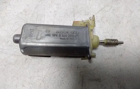 Audi A8 S8 D3 4E Seat adjustment motor 0390203219 905416102