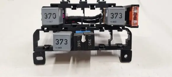 Audi A6 S6 C6 4F Relay mounting block 4F0937503