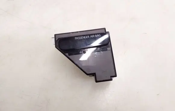 Toyota Camry VIII XV70 Passenger airbag on/off switch 8395033130