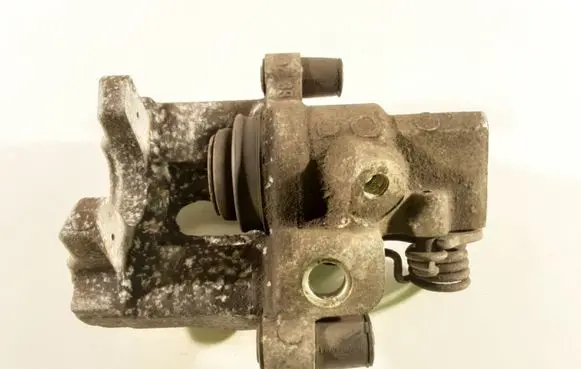 Ford Kuga II Rear brake caliper