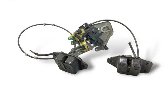 Jeep Grand Cherokee (WJ) Tailgate/trunk/boot lock/catch/latch L74200