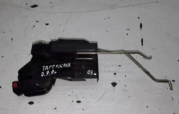 Hyundai Terracan Front door lock