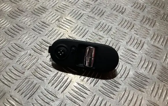 Mini One - Cooper F56 F55 Quarter vent window switch 9354853