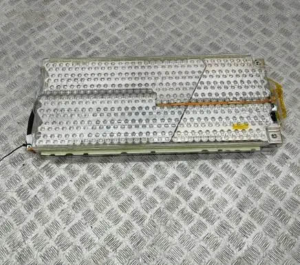 Tesla Model S Hybrid / electric car battery 102095590A 107195400B