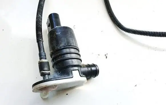 Ford Kuga III Windscreen/windshield washer pump JX7B17K624CA