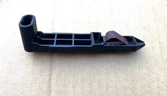 Volvo XC60 Headlight/headlamp mounting bracket 30763155
