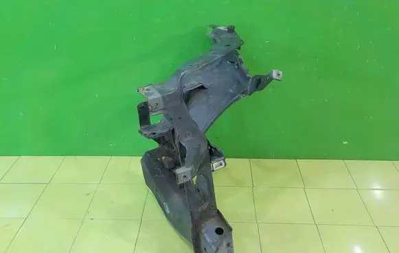 Suzuki Grand Vitara II Front side member PRZOD