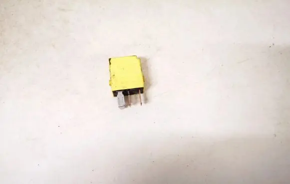 Mercedes-Benz C W203 Other relay 0025421219 4rd007814-02
