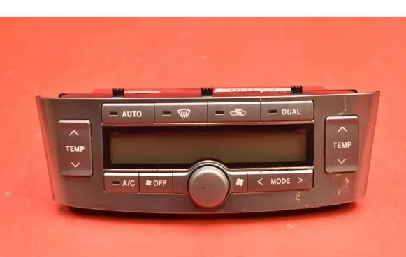 Toyota Avensis Verso Climate control unit 55900-05200