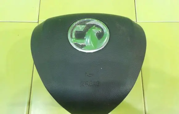 Opel Corsa E Steering wheel airbag 0589P1000202