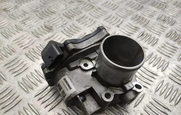 Nissan Qashqai+2 Throttle valve 8200987453B H8200727648