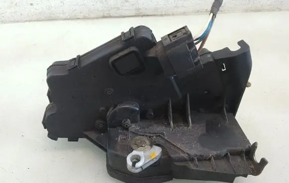 BMW 3 E46 Front door lock