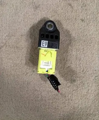 Toyota Prius+ (ZVW40) Airbag deployment crash/impact sensor 8983168030