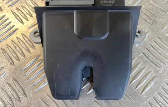 Volvo S40 Tailgate/trunk/boot lock/catch/latch