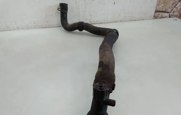 Volkswagen New Beetle Engine coolant pipe/hose