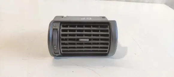 Audi A4 S4 B5 8D Dashboard side air vent grill/cover trim 8D1820902