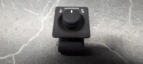 Rover Land Rover Fog light switch AMR2498