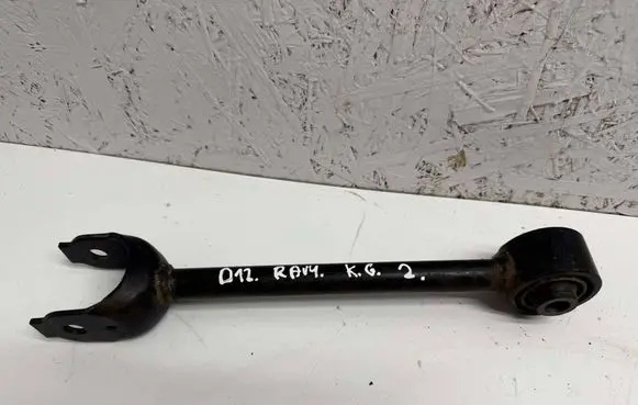 Toyota RAV 4 (XA50) Rear control arm