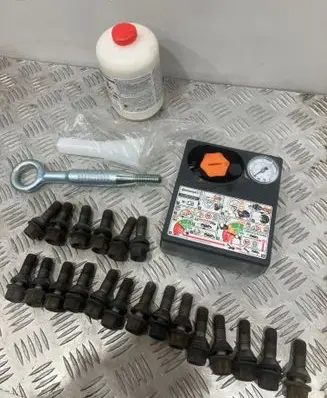 Volvo S90, V90 Tool set 5530776356 31471760 31423257