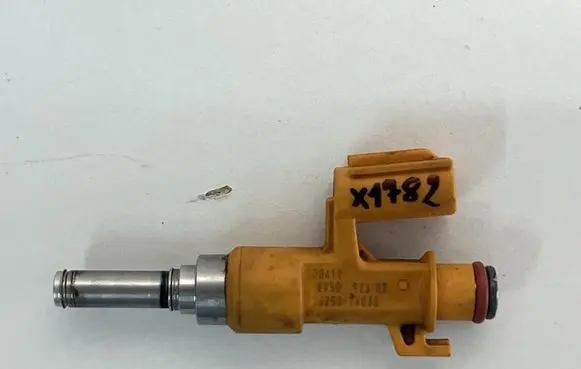 Toyota Corolla E210 E21 Fuel injector 2325024030