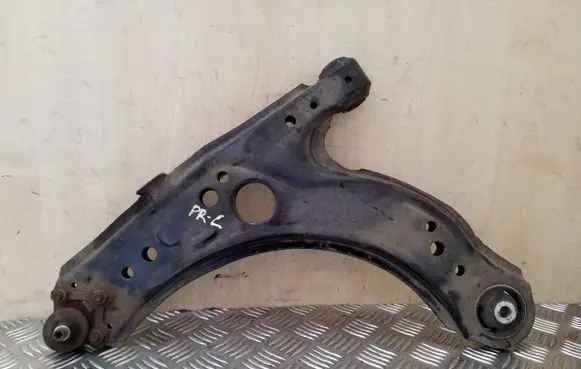 Volkswagen Golf IV Front lower control arm/wishbone