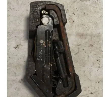 Toyota Aygo AB10 Spare wheel section trim