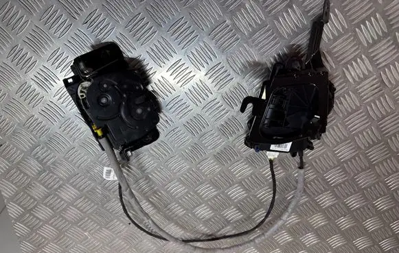 BMW 4 F36 Gran coupe Tailgate/trunk/boot lock/catch/latch 912935108