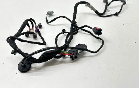 Chrysler Pacifica Sliding door wiring loom P68355057AB