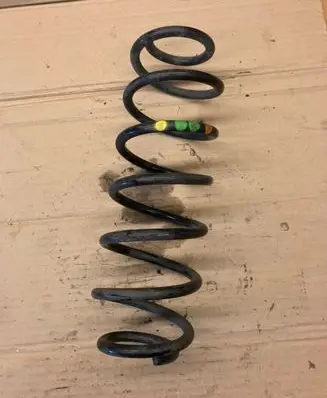 Volkswagen Polo V 6R Rear coil spring