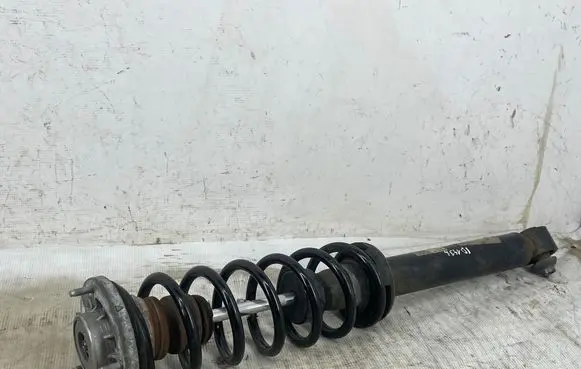 BMW 5 F10 F11 Rear shock absorber with coil spring 6863899 F10H564BL 1054131403