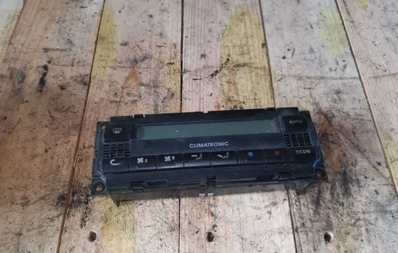 Skoda Superb B5 (3U) Climate control unit