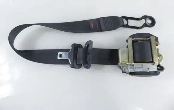 Peugeot 206 Front seatbelt 